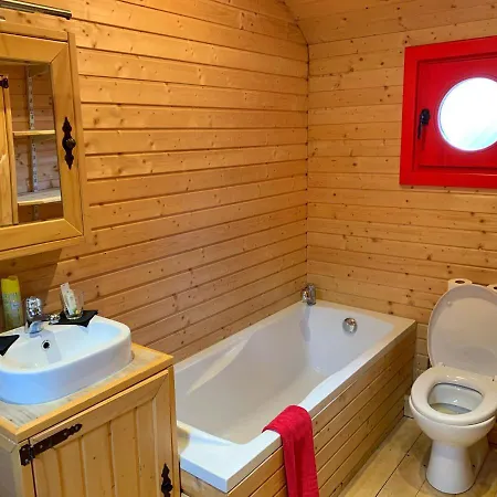 Du Grand Paradis - On Piste 호텔